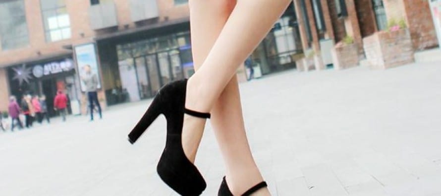 รองเท้าส้นสูง ผลกระทบต่อผู้หญิง